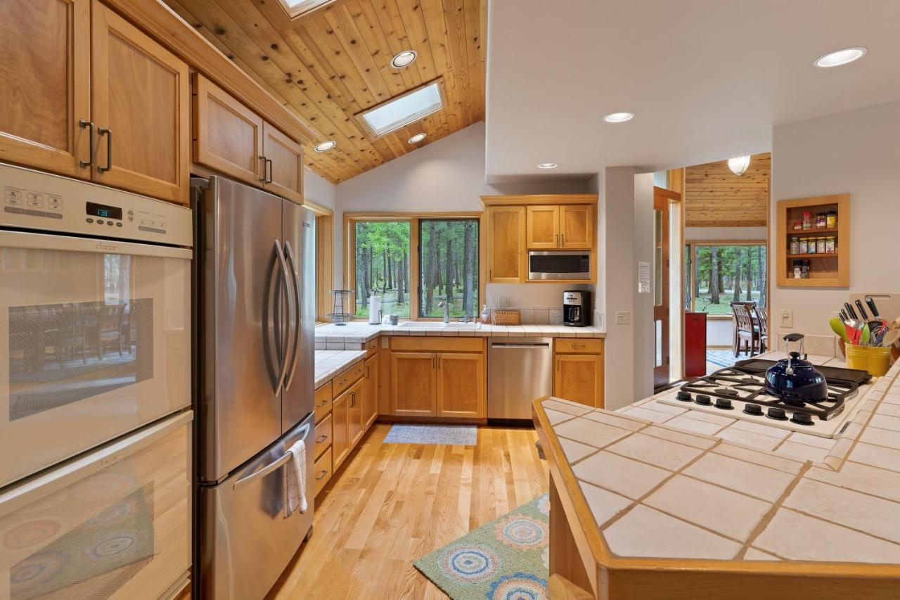 Glaze Meadow 376 Home Black Butte Ranch Bagian luar foto