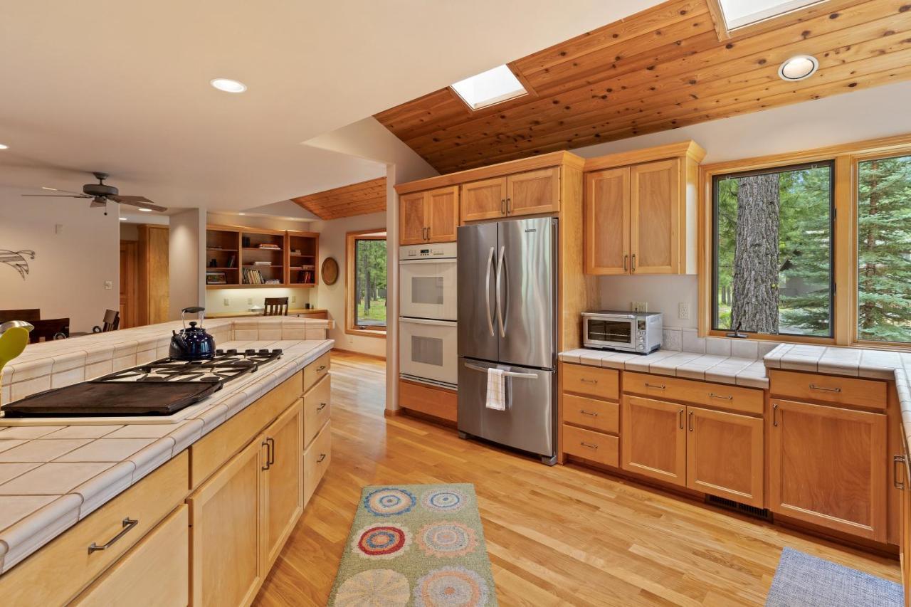 Glaze Meadow 376 Home Black Butte Ranch Bagian luar foto